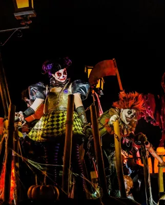 El desfile de monstruos
