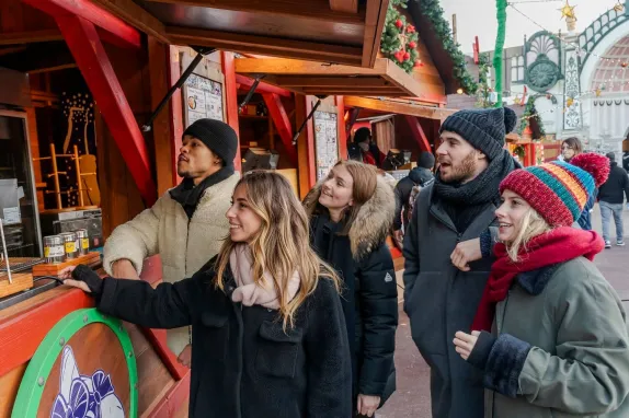 marche noel parc asterix