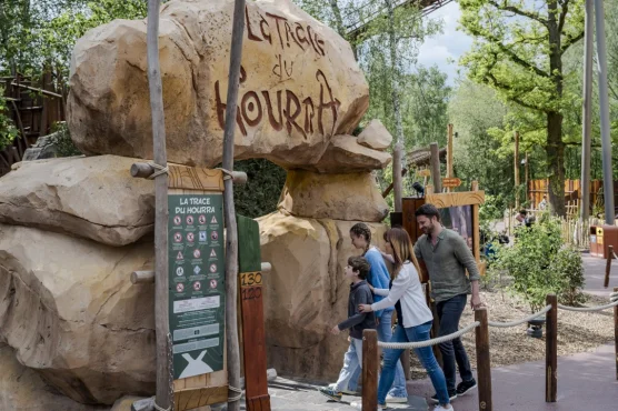 Visuel attraction : La Trace du Hourra