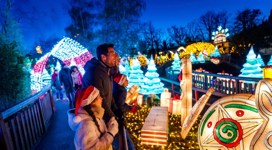 jardin merveilleux noel parc asterix