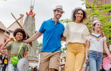 weekend city break near Paris