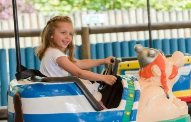 Les petits chars tamponneurs Parc Astérix