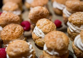 les quais de lutece restaurant les berges de seine : dessert
